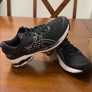 ASICS gel Kayano 26